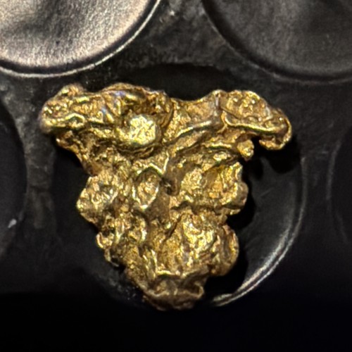 555g australia gold nugget - nugget,